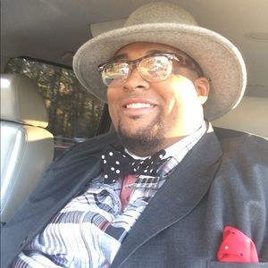 Meet your Posher, Jay